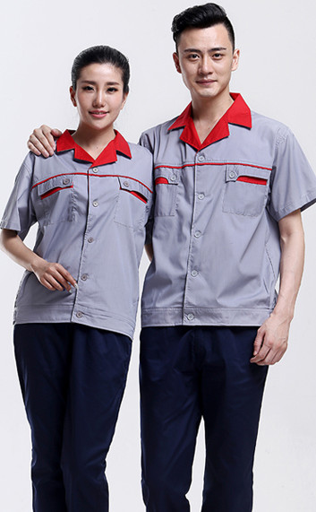 裝飾公司工作服膠水漬的去除